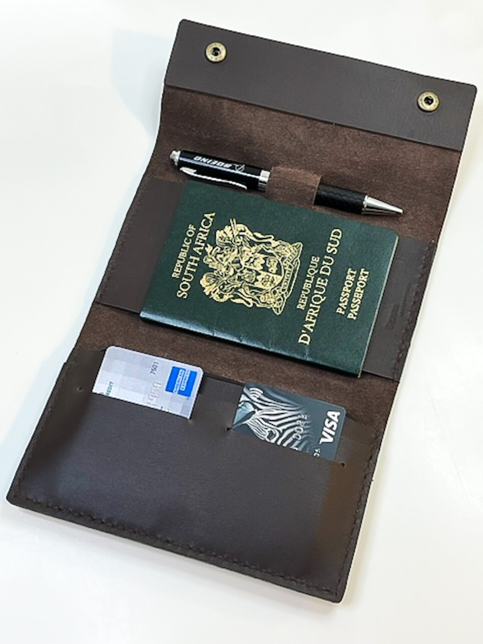 Sanna Leather Handcrafted Travel Wallet