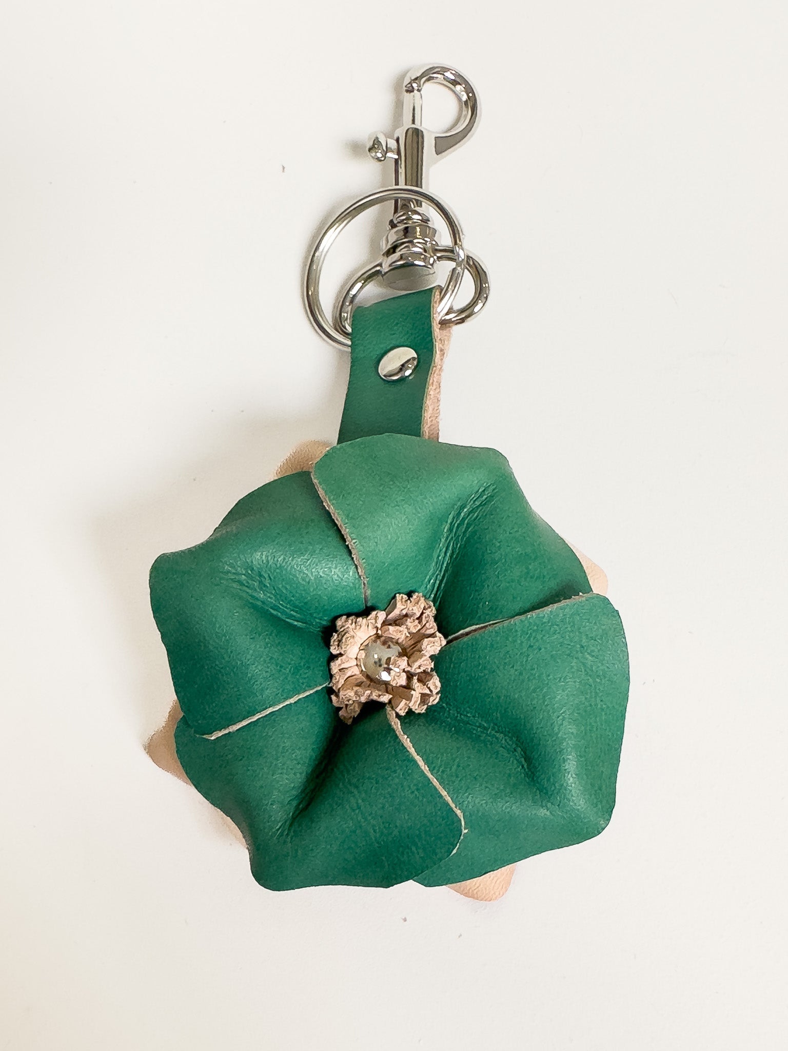 Sanna Leather Handcrafted 3D Flower Key Fob