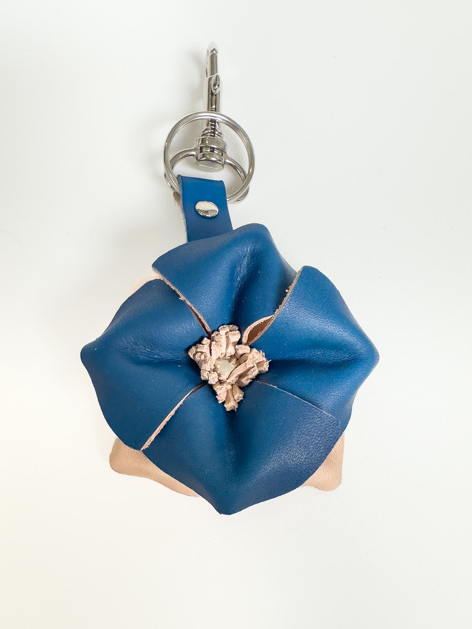 Sanna Leather Handcrafted 3D Flower Key Fob
