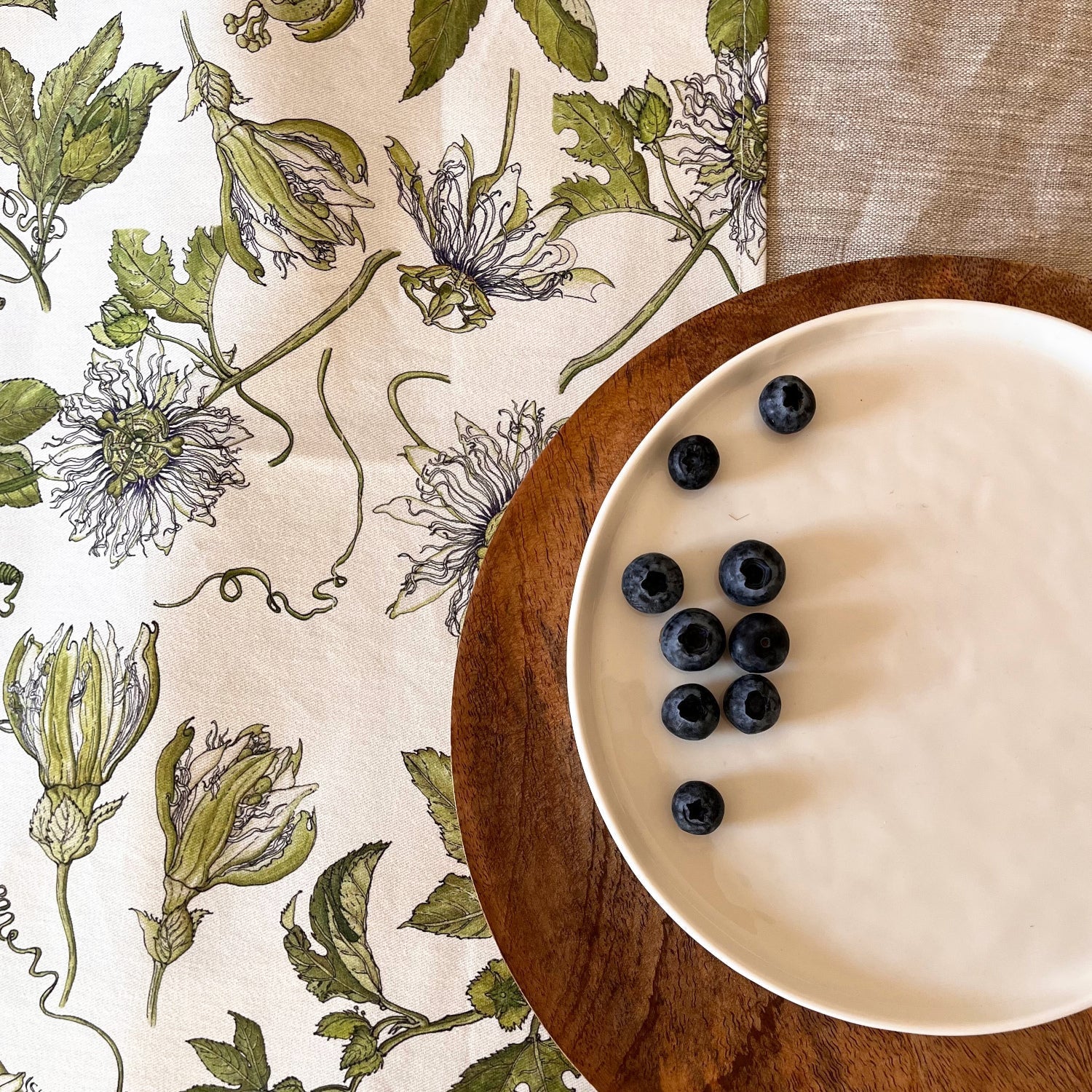 Coral Bloom Natural Fabric Table Runners (Exclusive Art Print)